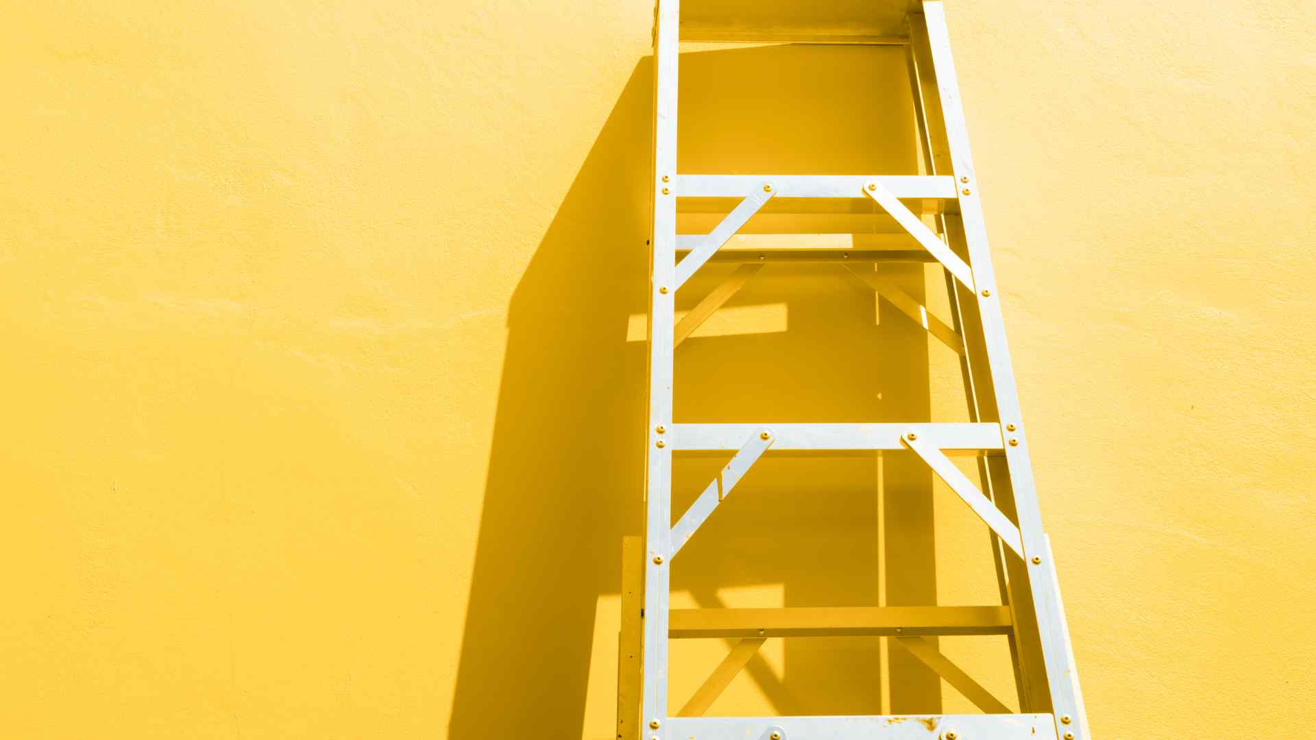 How to Create an Offer Ladder for your Audience