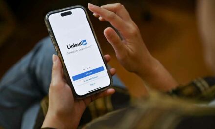 How To Use LinkedIn To Reach Potential Partners for Your Content Business