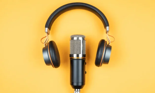 Podcast Power for Content Entrepreneurs: 5 Lessons After 500 Episodes
